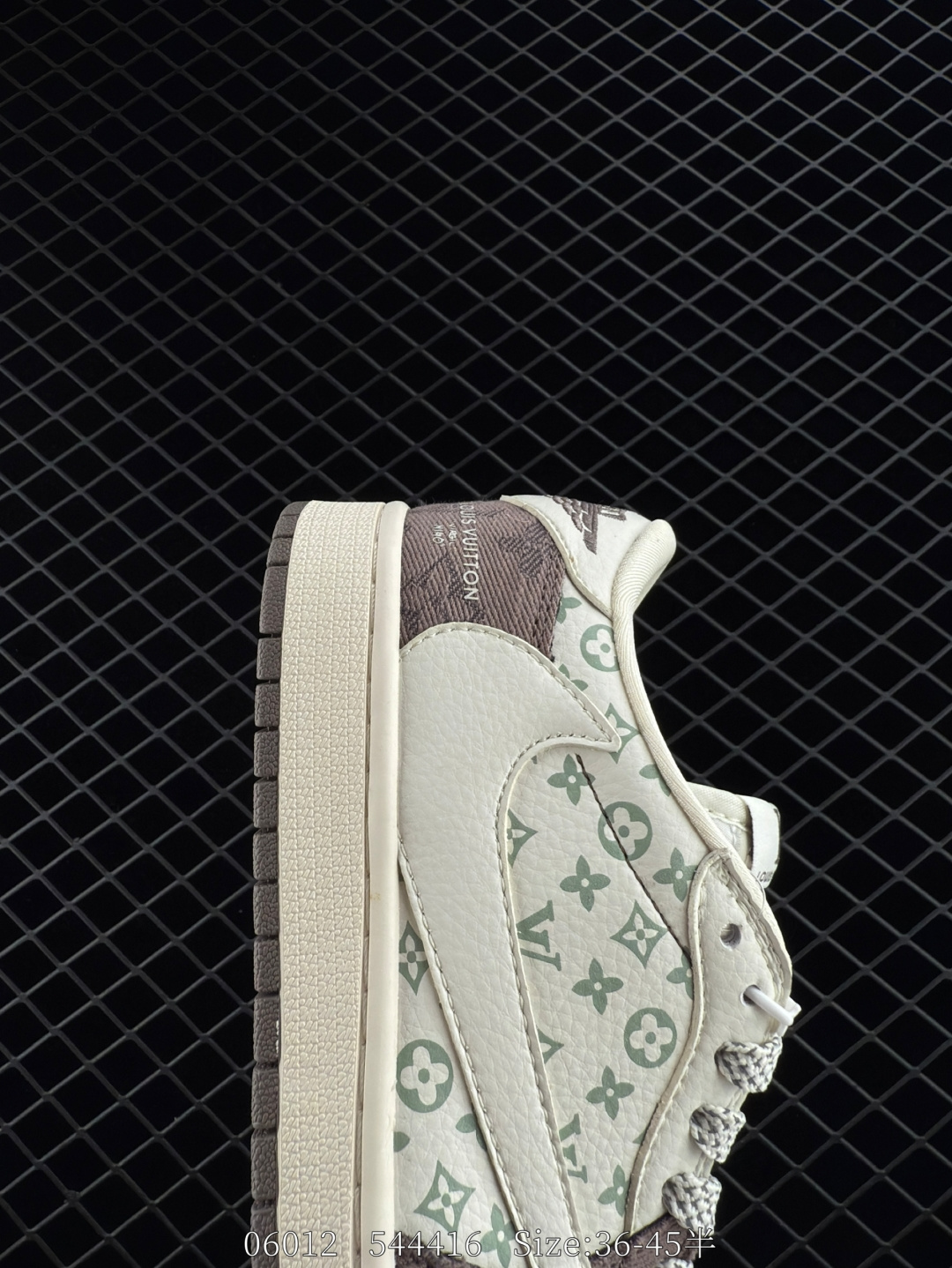 Nike Air Jordan 1 x Travis Scott AJ1